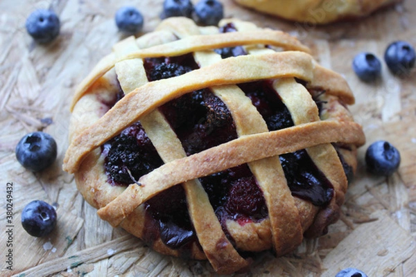 Obraz blueberry muffin with blueberries