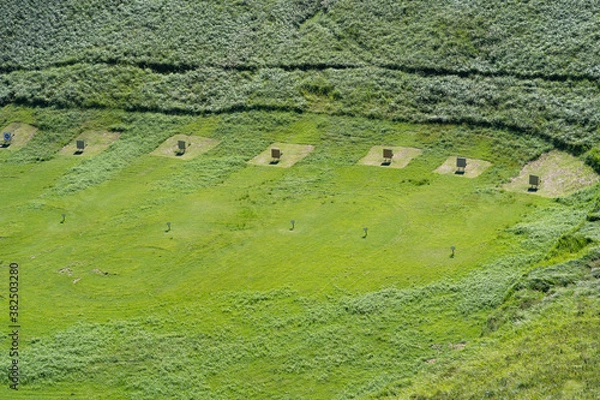 Obraz 大室山の山頂のアーチェリー場