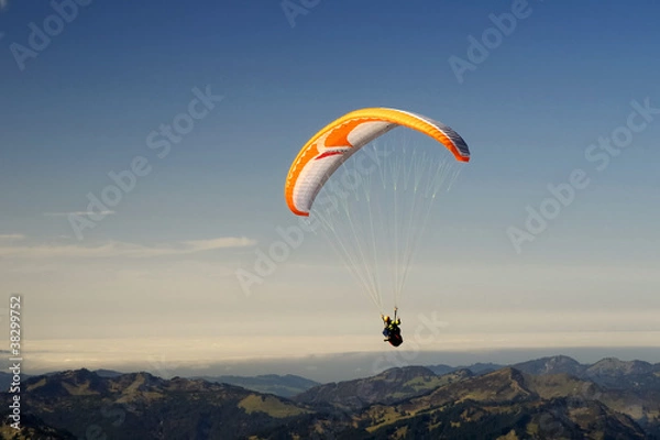 Obraz Gleitschirmflieger am Nebelhorn im Allgäu