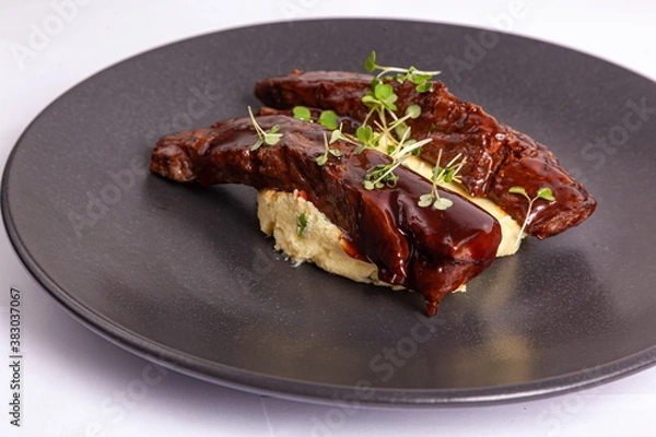 Obraz Beef in meat sauce on plate