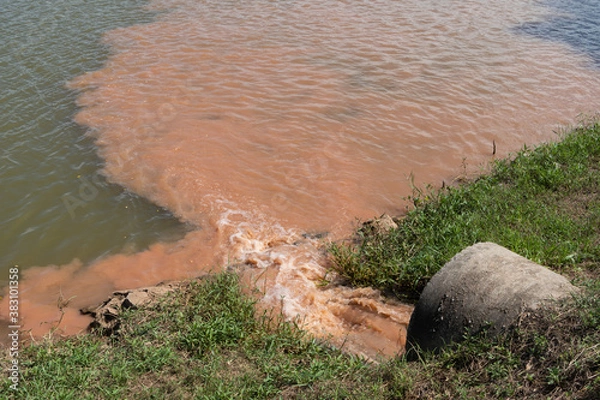 Obraz turbidity and clear water