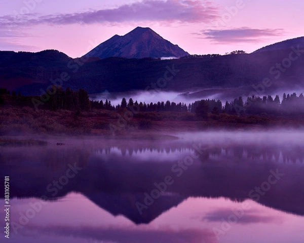 Obraz sunrise over gothic mountain