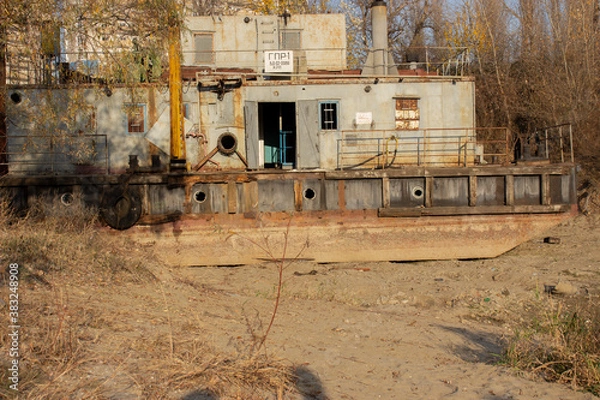 Obraz old abandoned boat