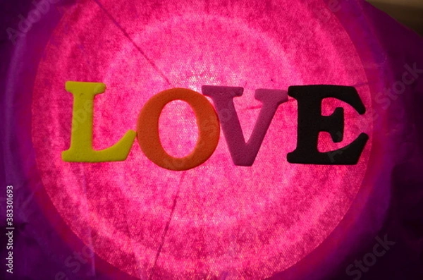 Fototapeta slowo love