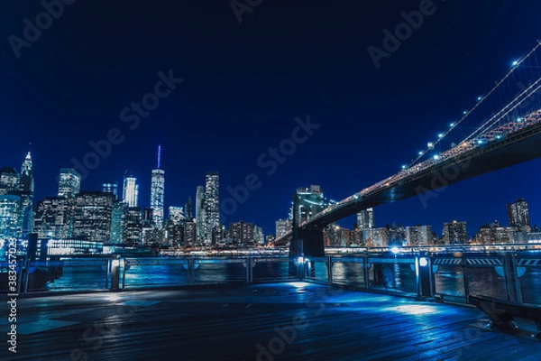 Fototapeta Nocny widok na Manhattan w Nowym Jorku, Brooklyn Bridge Park