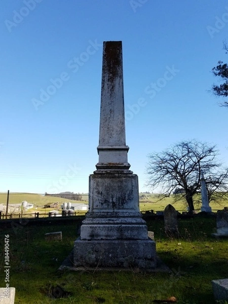 Obraz headstone gravestone tombstone monument in cemetery 