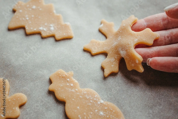 Fototapeta Raw gingerbread dough cookies before baking