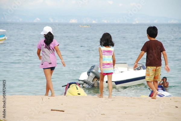 Obraz walk on the beach
