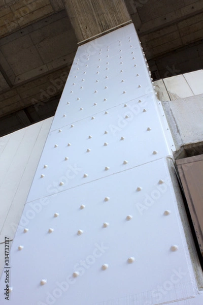 Obraz 高架鉄道の鋼鉄の支柱