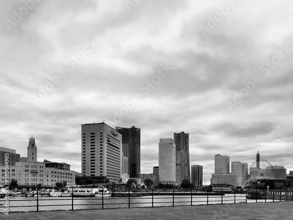 Fototapeta city skyline with clouds