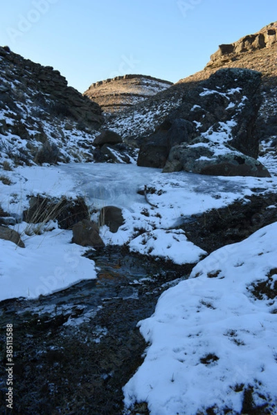 Fototapeta mountain river in winter