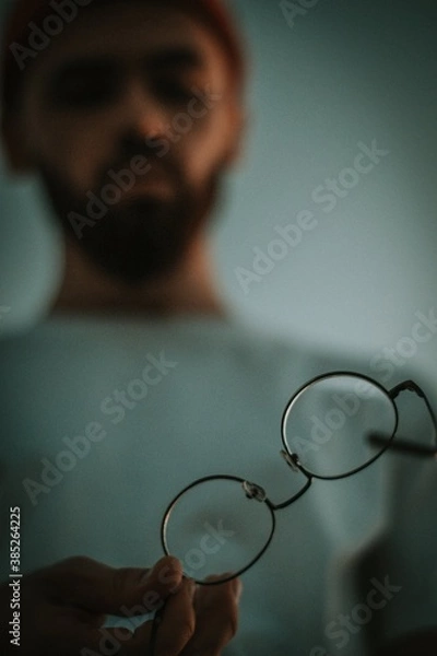 Obraz person with glasses
