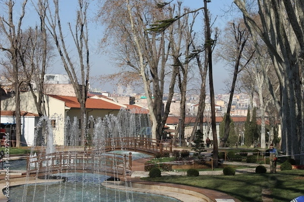 Fototapeta fountain in the park Istambul