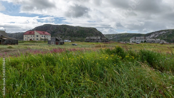 Obraz Houses in the village of Teriberka on the Barents sea coast, Russia, August 2020