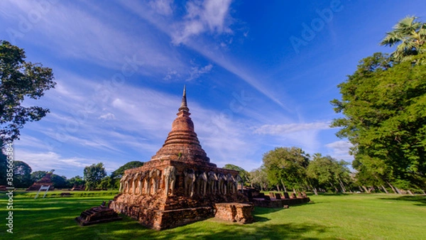 Obraz old temple sorasak with blue sky
