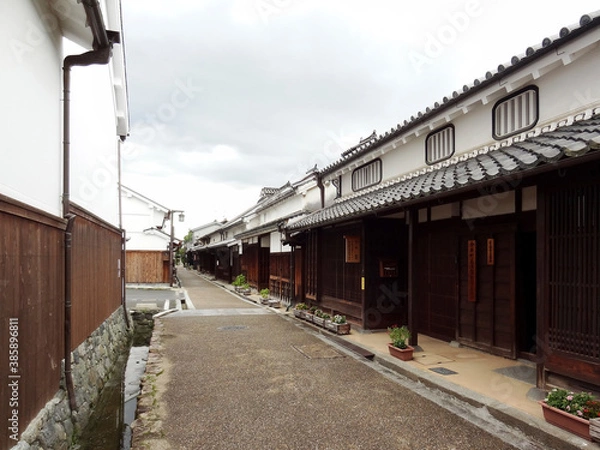 Fototapeta 重要伝統的建造物群保存地区今井町の家並み