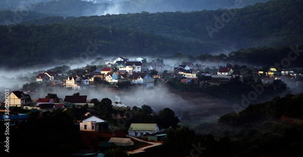 Obraz 
Da Lat suburbs