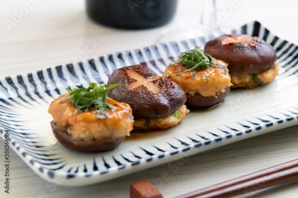 Obraz 椎茸の肉詰め ：お酒のおつまみ