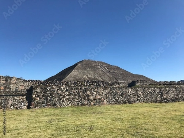 Obraz stone wall in the mountains