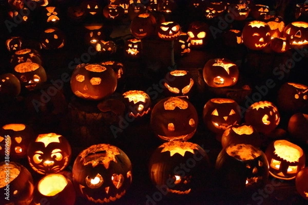 Obraz Originally jack-o'-lantern scared evil spirits Irish set carved pumpkins or turnips by the door and windows hoping that they would protect them Modern spooky faces pumpkin carving is for entertainment