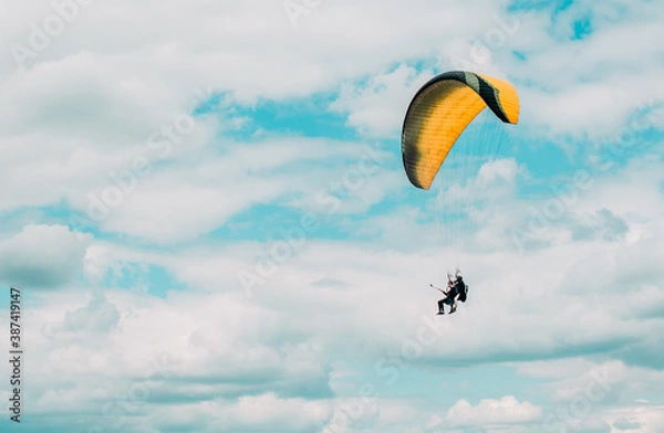 Obraz paragliding in the sky