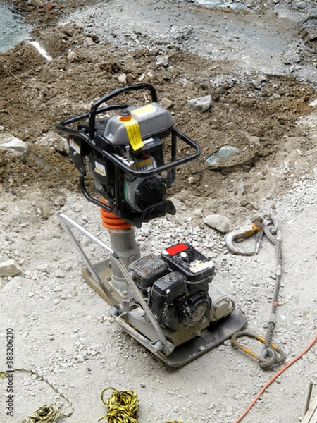 Fototapeta 護岸の地固め工事