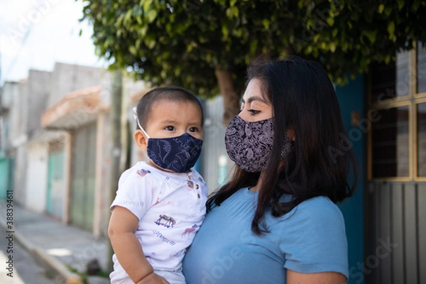 Obraz Madre e hijo con cubrebocas
