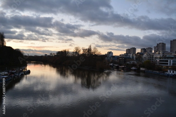 Fototapeta sunset over the river