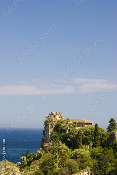 Obraz italy sicily mansion on island overlooking sea taormina view