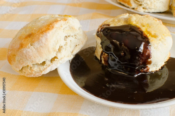 Obraz Scones with chocolate gravy