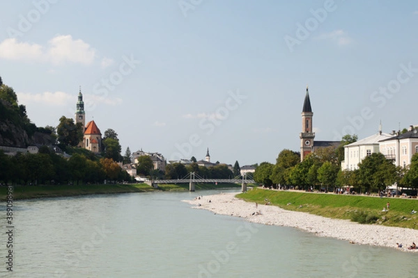 Fototapeta Embankment of the Salzach river in Salzburg, Austria