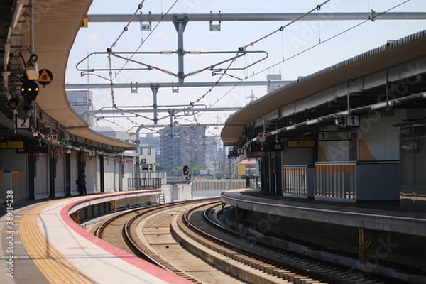 Obraz カーブ上のホーム