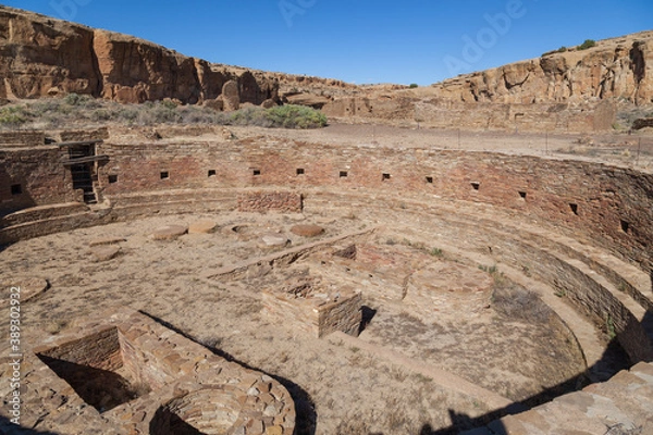 Obraz Chetro Ketl Kiva at Chaco Canyon