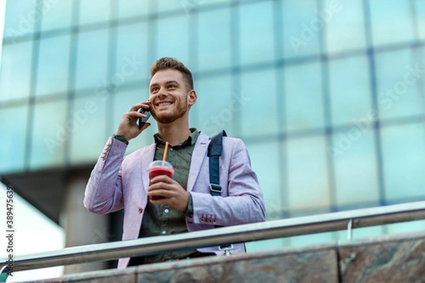 Obraz professional business person on cell phone