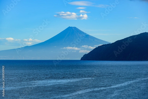 Fototapeta 富士見海岸通りからの富士山