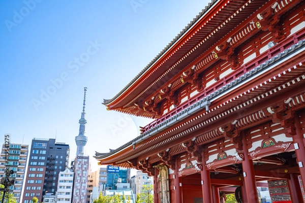 Obraz 東京・浅草・浅草寺・宝蔵門とスカイツリー