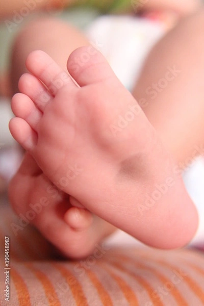Obraz Closeup new born infant baby feet.