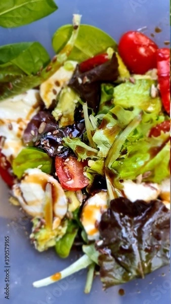 Fototapeta salad with shrimps