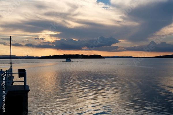Fototapeta sunset at the pier