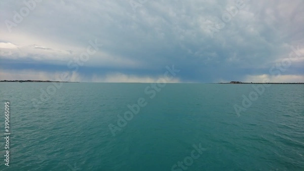 Fototapeta озеро уходящее за горизонт