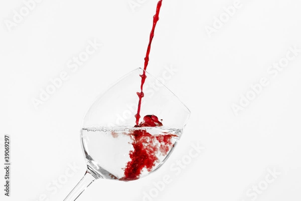 Obraz Red wine into water