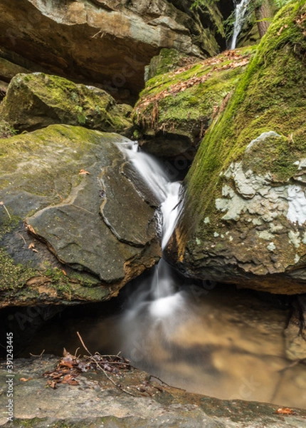 Obraz Between the Rocks