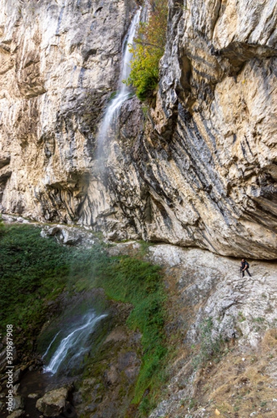 Obraz High cliff waterfall