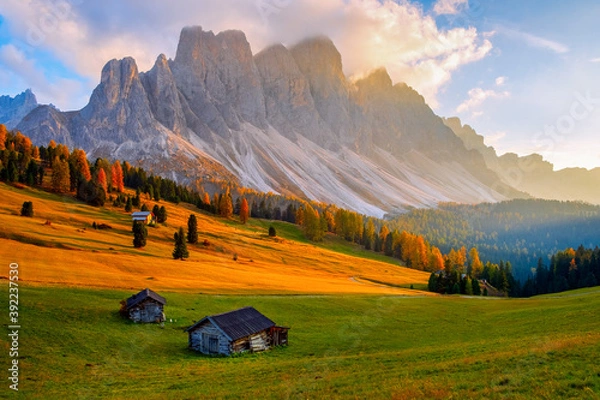 Obraz Beautiful autumn colors at the foot of the Odle Mountains in the backdrop of the Seceda Mountains at sunset in the Dolomites, Trentino Alto Adige, Val di Funes Valley, South Tyrol