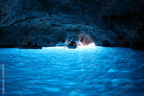 Obraz Blue Grotto na wybrzeżu wyspy Capri we Włoszech