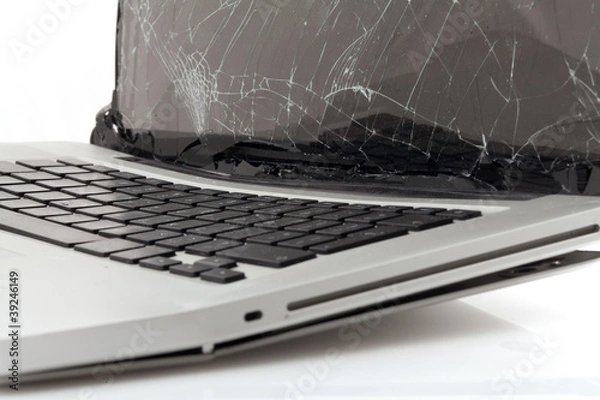 Fototapeta broken laptop