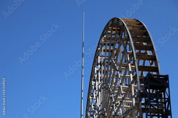 Fototapeta 川の博物館の大水車