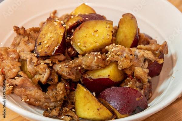 Obraz 豚とさつまいもの旨味焼き