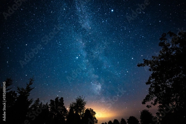Fototapeta Overhead milky way with stars in clear summer night. 
 Country side.