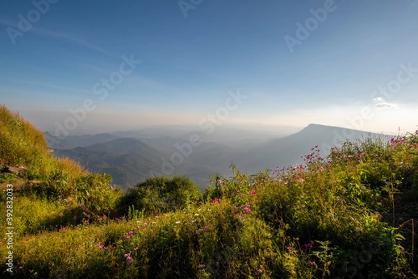 Fototapeta The top corner of Phu Tub Berk on the top of the mountain overlooking Khao Kho and beautiful scenery.